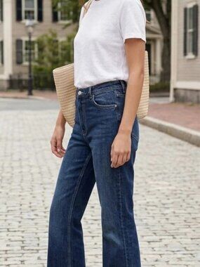 Zara Dark Wash Flare Fit Heavyweight Denim Jeans Size 6 #1240